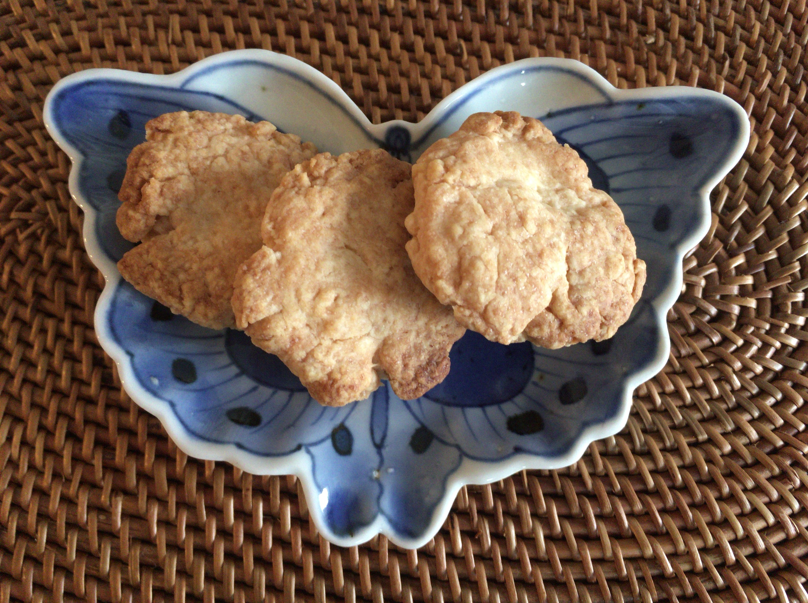 薄力粉と砂糖とサラダ油で作る「簡単クッキー」