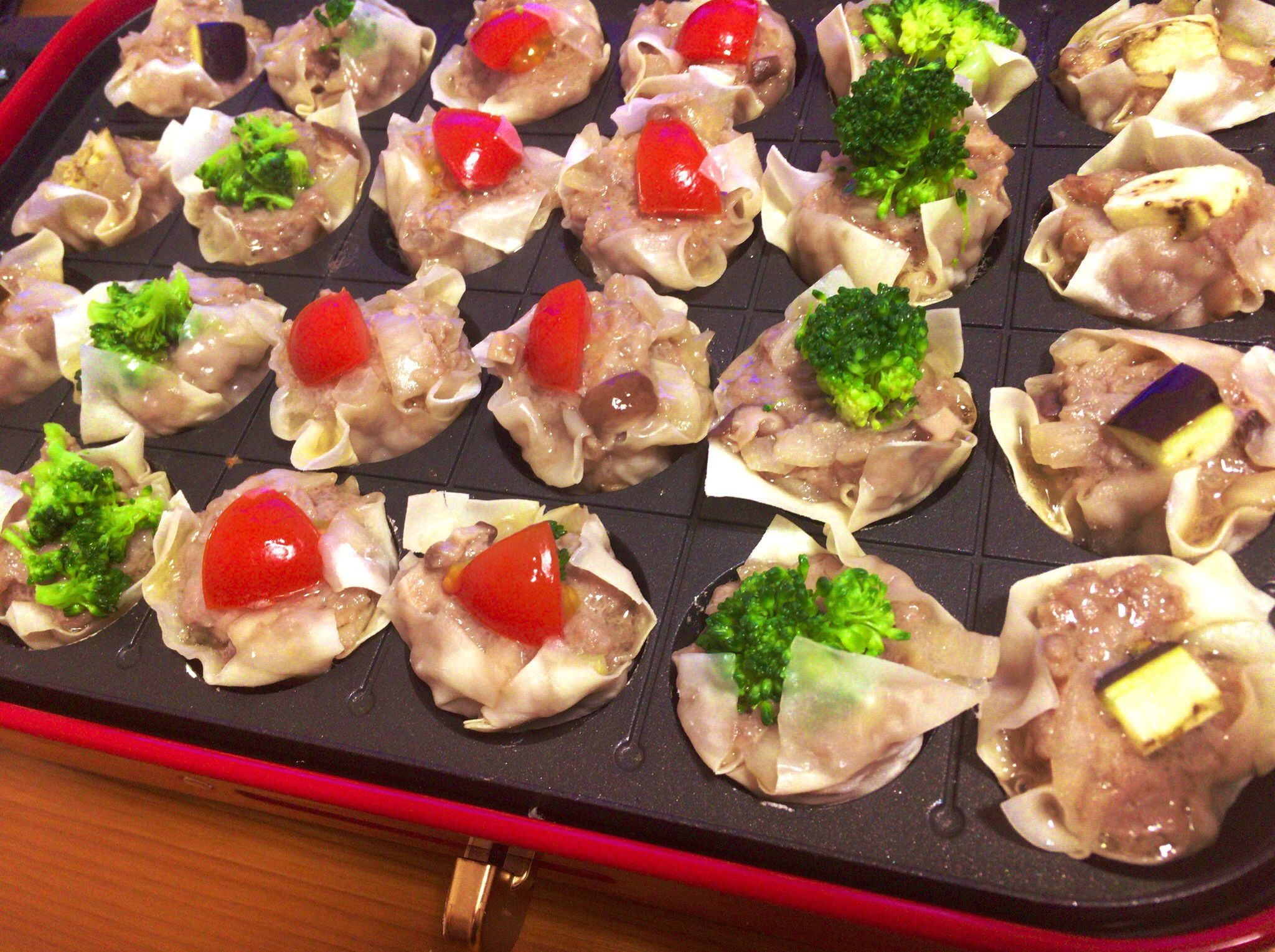 【主菜】BRUNOホットプレートで作る！外はカリカリ＆中はジューシーな「シュウマイ」