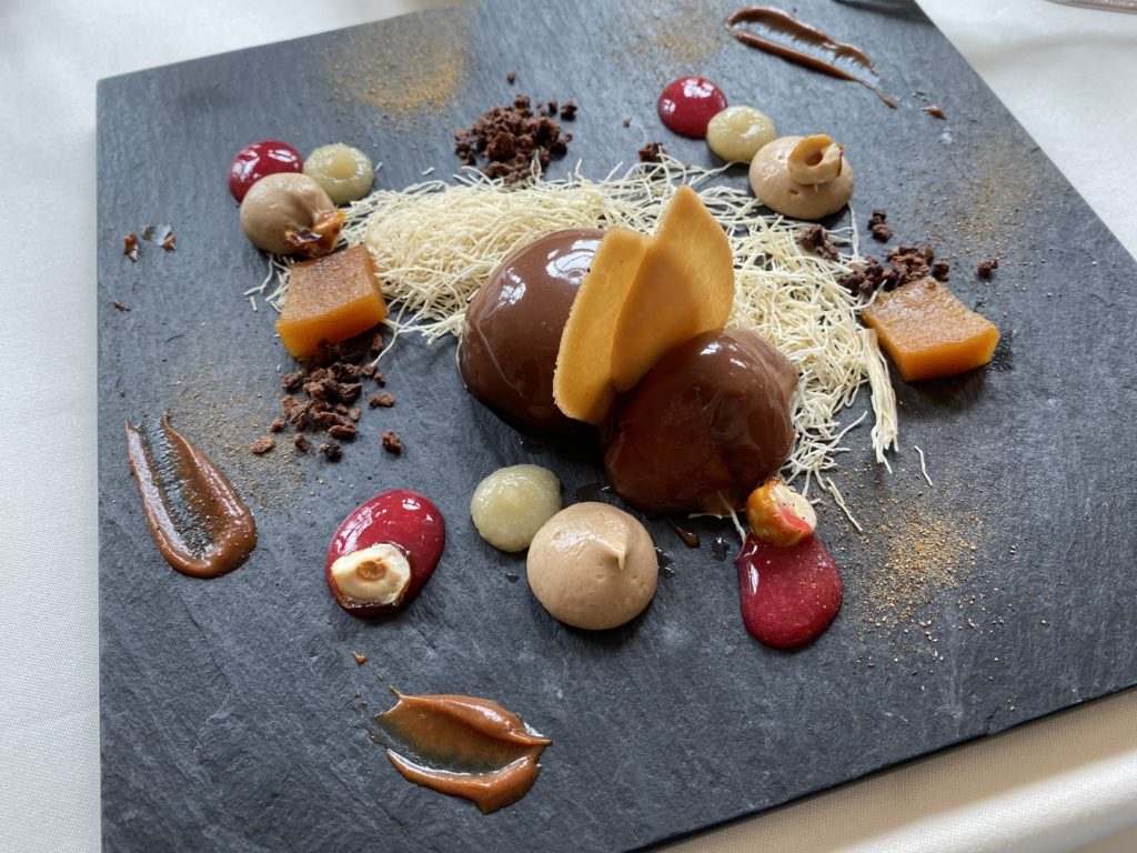 【若松河田から徒歩１分】結婚記念日に「小笠原伯爵邸」で贅沢ランチを堪能しました！