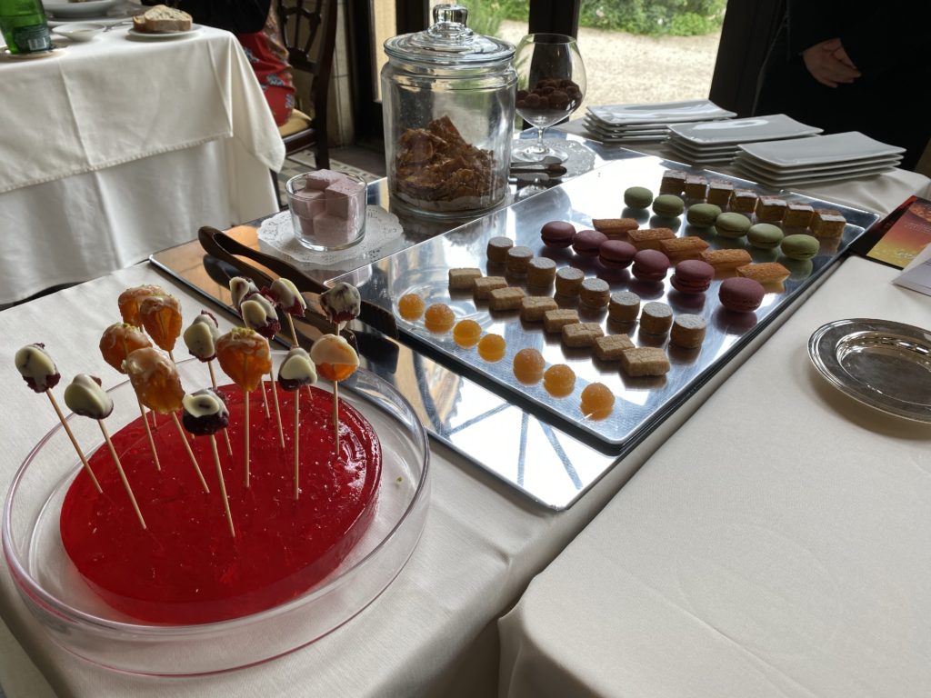 【若松河田から徒歩１分】結婚記念日に「小笠原伯爵邸」で贅沢ランチを堪能しました！