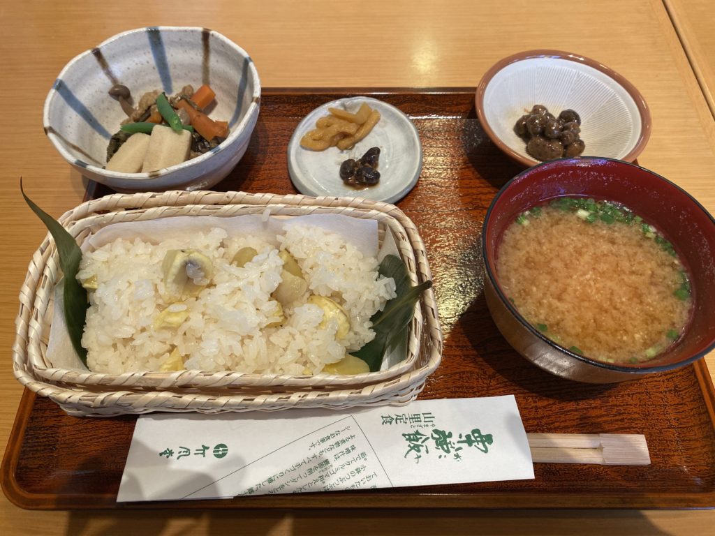 【善光寺周辺】小布施の老舗「竹風堂」の絶品「栗おこわ」を楽しめる山里定食をいただきました！