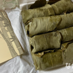 【長野市】「七二会おやきセンター」の笹の葉で包まれた「笹おやき」が美味しい（ながの暮らし）